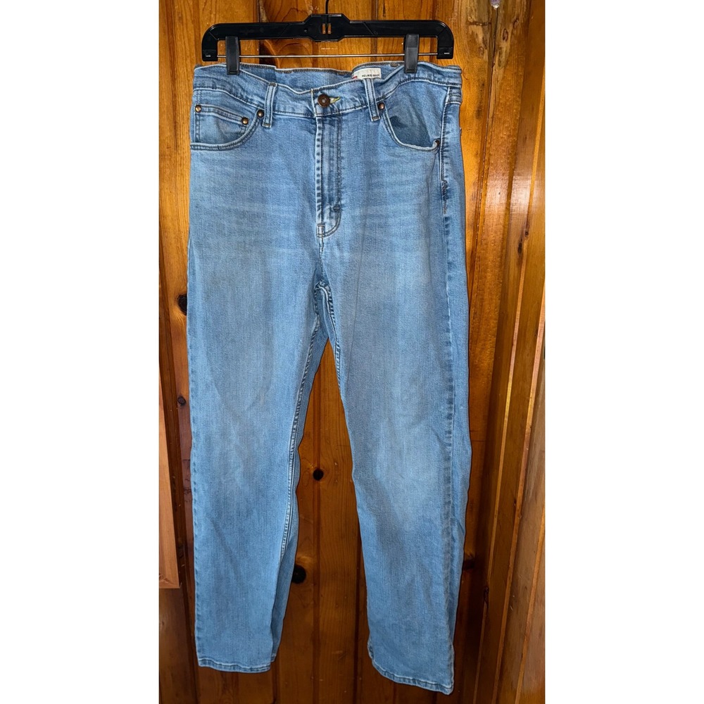 Wrangler‎ Relaxed Boot Cut Jeans Light Wash Denim Jeans